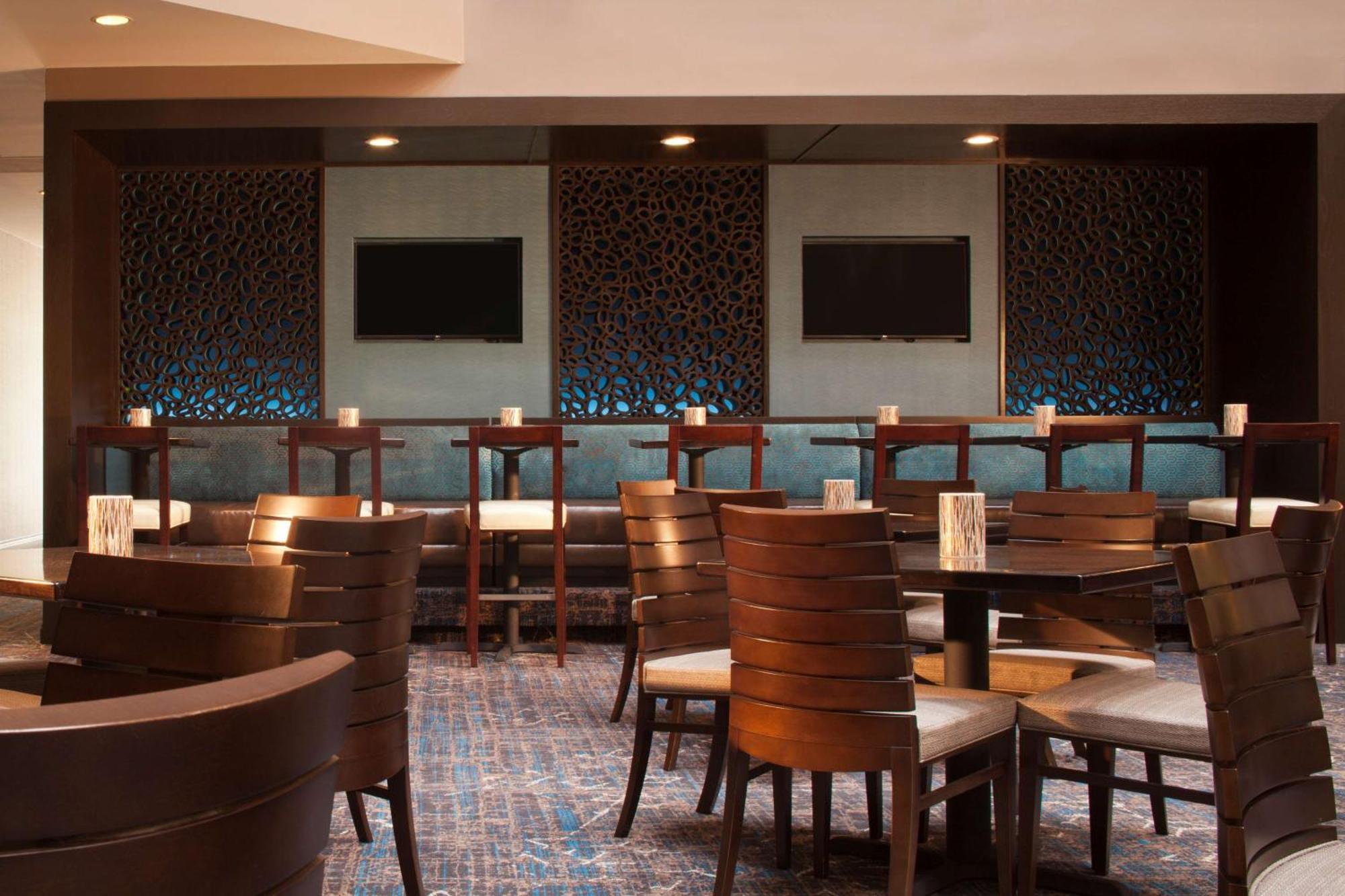 Embassy Suites By Hilton Houston Near The Galleria Extérieur photo
