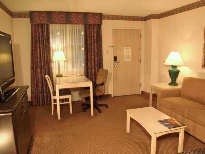 Embassy Suites By Hilton Houston Near The Galleria Chambre photo